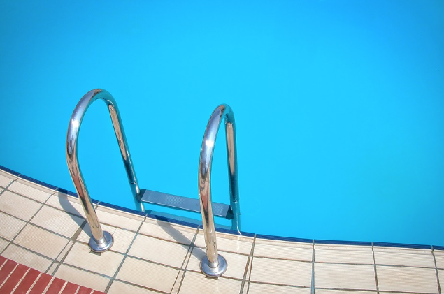 Repair or Replace - Swimming Pool Tiles